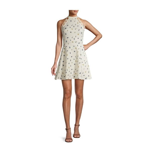 NOBO Dresses & Skirts - NWT Feminine Flirty Sleeveless Scuba Dress